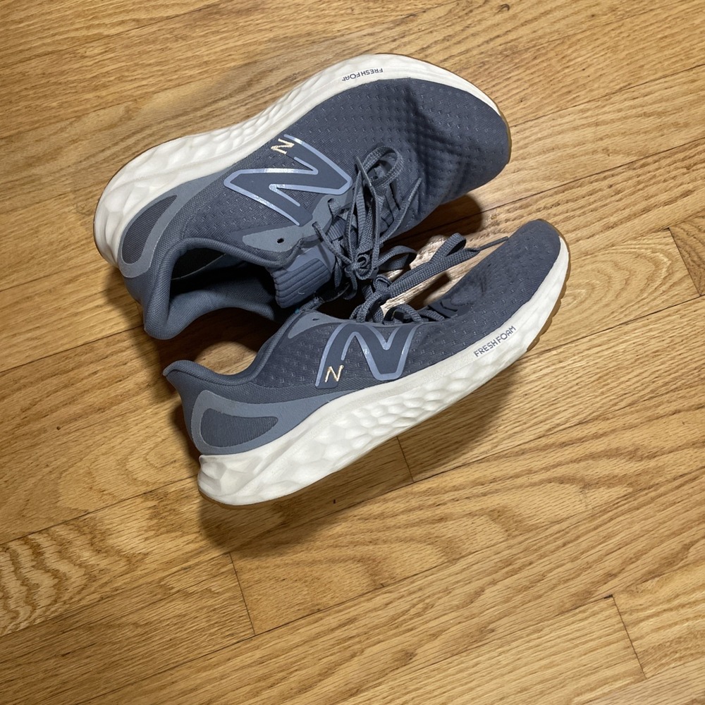 New Balance Fresh Foam X More V4 Running Shoes WMORBK4, Women's Size 10